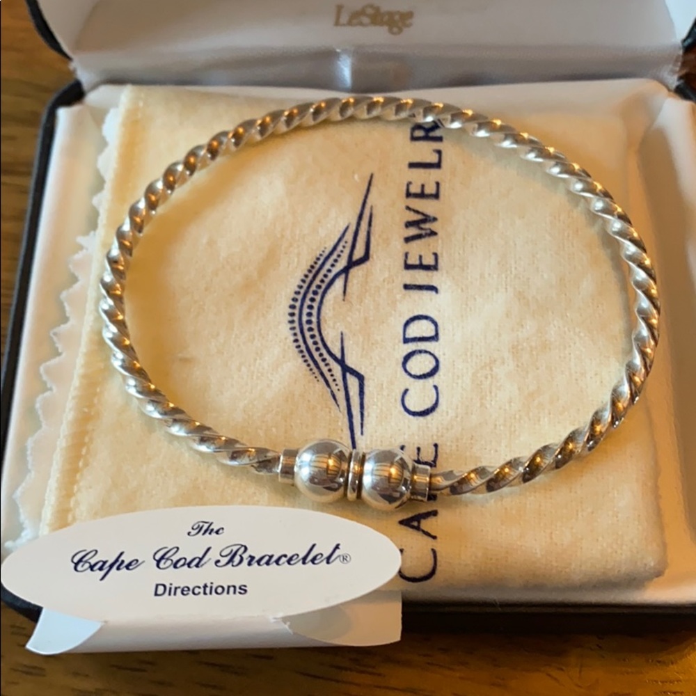 Twist cape cod bracelet